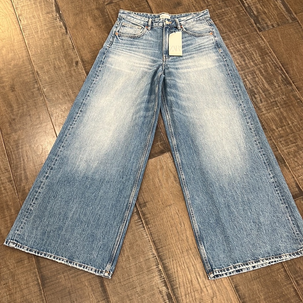 NWT ZARA WODE LEG JEANS SIZE 8 PALAZO style
